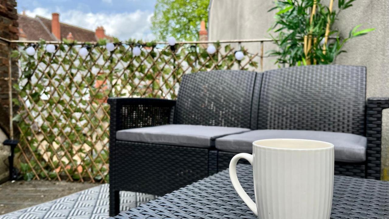 Apartamento L'Artiste En Duplex Nevers Exterior foto